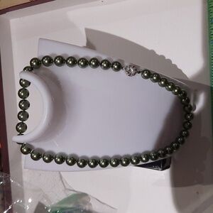 New Green Faux Pearls Beaded Necklace 17" Crystal Rhodium Pearl Clasp